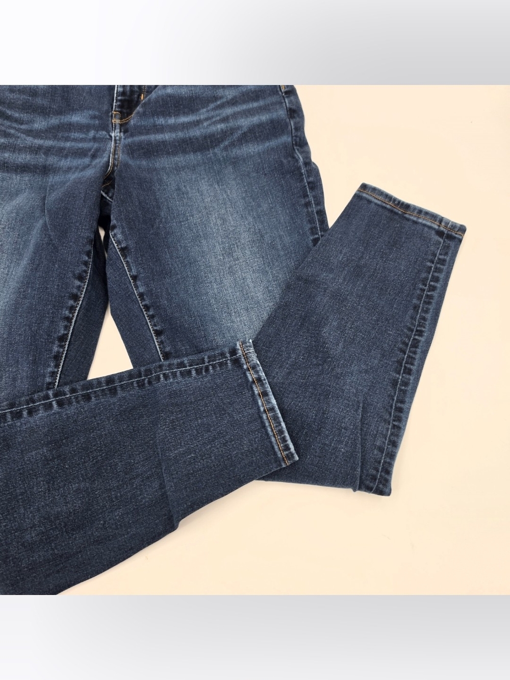 American Eagle Next Level Stretch Curvy High Rise Jegging Jean Womens Size 12 - Picture 4 of 8